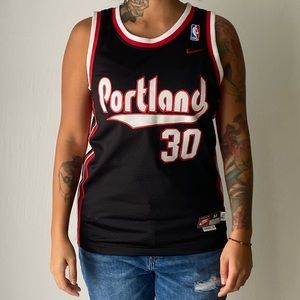 Portland trailblazers jersey— youth size M